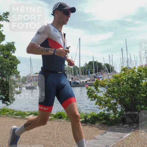 22.06.2025 - Viking Triathlon KatJ http://msf.ph/oto/8126711 22.06.2025 13:09:52 Laufen 196 meine-sportfotos.de
