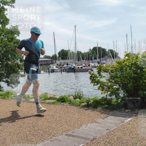 22.06.2025 - Viking Triathlon KatJ http://msf.ph/oto/8126790 22.06.2025 13:10:05 Laufen 124 meine-sportfotos.de