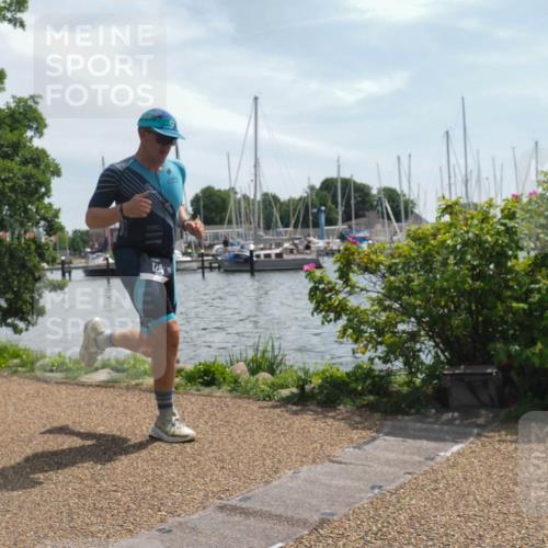 22.06.2025 - Viking Triathlon KatJ http://msf.ph/oto/8126799 22.06.2025 13:10:05 Laufen 124 meine-sportfotos.de