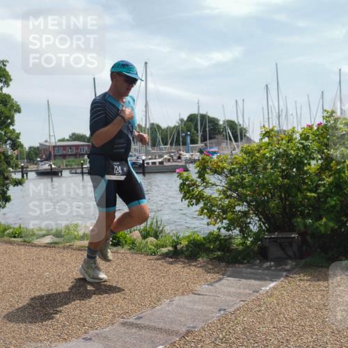 22.06.2025 - Viking Triathlon KatJ http://msf.ph/oto/8126807 22.06.2025 13:10:05 Laufen 124 meine-sportfotos.de