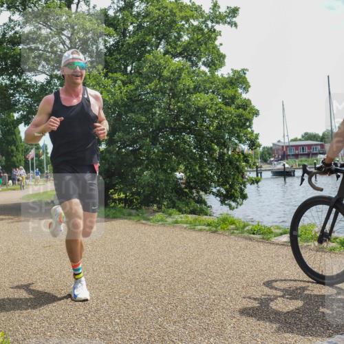 22.06.2025 - Viking Triathlon KatJ http://msf.ph/oto/8126967 22.06.2025 13:10:57 Laufen 661 meine-sportfotos.de