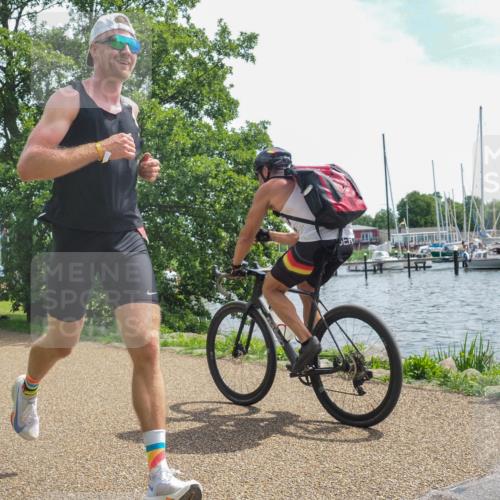 22.06.2025 - Viking Triathlon KatJ http://msf.ph/oto/8126986 22.06.2025 13:10:58 Laufen 661 meine-sportfotos.de