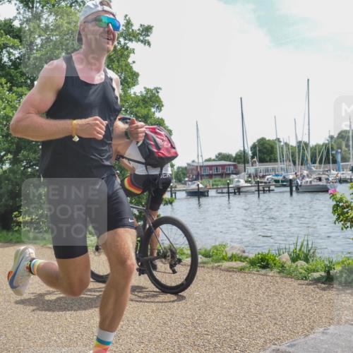 22.06.2025 - Viking Triathlon KatJ http://msf.ph/oto/8126994 22.06.2025 13:10:58 Laufen 661 meine-sportfotos.de
