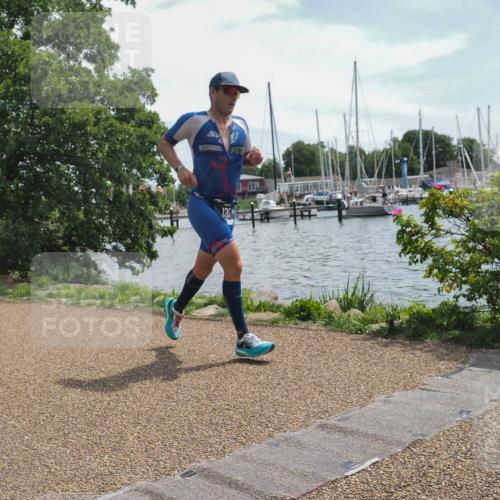 22.06.2025 - Viking Triathlon KatJ http://msf.ph/oto/8127119 22.06.2025 13:11:16 Laufen 135, 278, 611 meine-sportfotos.de