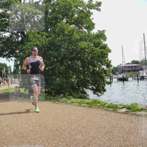 22.06.2025 - Viking Triathlon KatJ http://msf.ph/oto/8127313 22.06.2025 13:11:36 Laufen 255 meine-sportfotos.de