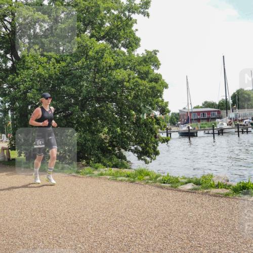 22.06.2025 - Viking Triathlon KatJ http://msf.ph/oto/8127395 22.06.2025 13:11:42 Laufen 374, 517 meine-sportfotos.de