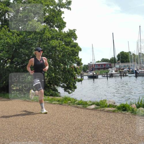 22.06.2025 - Viking Triathlon KatJ http://msf.ph/oto/8127410 22.06.2025 13:11:42 Laufen 374, 517 meine-sportfotos.de