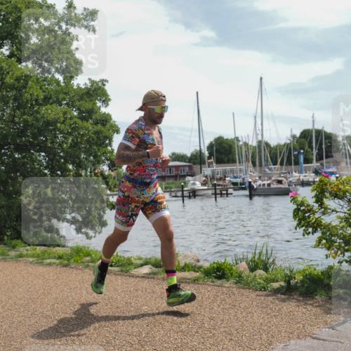 22.06.2025 - Viking Triathlon KatJ http://msf.ph/oto/8127490 22.06.2025 13:11:44 Laufen 374, 517 meine-sportfotos.de