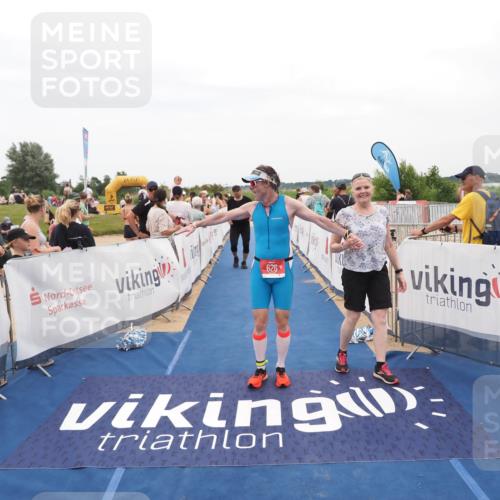 22.06.2025 - Viking Triathlon MichiJ http://msf.ph/oto/8127820 22.06.2025 15:25:15 Ziel 626 meine-sportfotos.de
