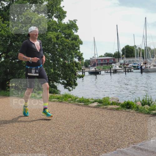 22.06.2025 - Viking Triathlon KatJ http://msf.ph/oto/8127933 22.06.2025 13:13:01 Laufen 98 meine-sportfotos.de
