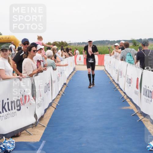22.06.2025 - Viking Triathlon MichiJ http://msf.ph/oto/8127962 22.06.2025 15:25:42 Ziel 427 meine-sportfotos.de