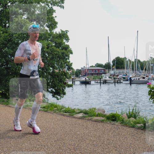 22.06.2025 - Viking Triathlon KatJ http://msf.ph/oto/8128123 22.06.2025 13:13:28 Laufen 455 meine-sportfotos.de