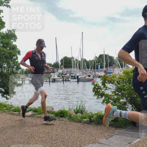22.06.2025 - Viking Triathlon KatJ http://msf.ph/oto/8128275 22.06.2025 13:13:41 Laufen 63, 323 meine-sportfotos.de