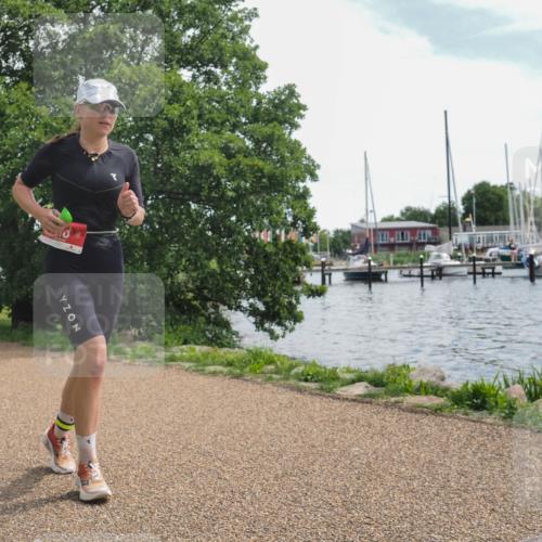 22.06.2025 - Viking Triathlon KatJ http://msf.ph/oto/8128481 22.06.2025 13:14:29 Laufen 556 meine-sportfotos.de