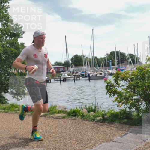 22.06.2025 - Viking Triathlon KatJ http://msf.ph/oto/8128514 22.06.2025 13:14:31 Laufen 556 meine-sportfotos.de