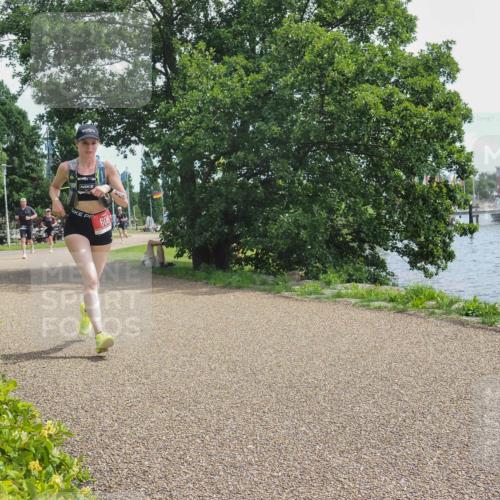 22.06.2025 - Viking Triathlon KatJ http://msf.ph/oto/8128657 22.06.2025 13:15:02 Laufen 608 meine-sportfotos.de