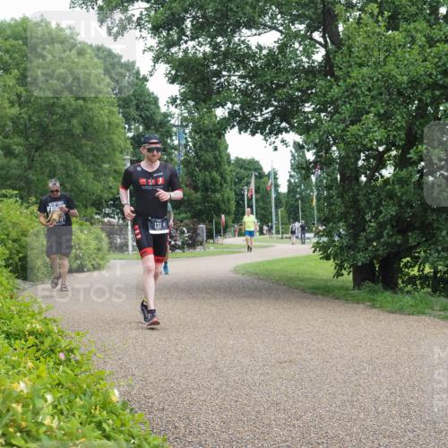 22.06.2025 - Viking Triathlon KatJ http://msf.ph/oto/8128716 22.06.2025 15:38:36 Laufen 133 meine-sportfotos.de