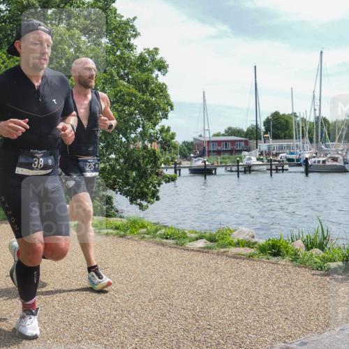 22.06.2025 - Viking Triathlon KatJ http://msf.ph/oto/8129275 22.06.2025 13:15:52 Laufen 38, 325 meine-sportfotos.de