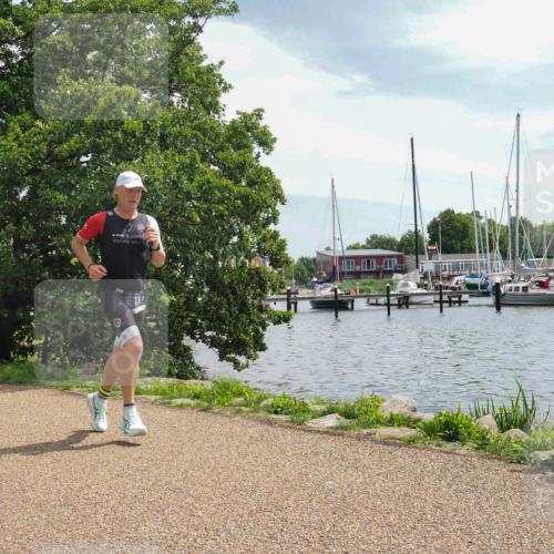 22.06.2025 - Viking Triathlon KatJ http://msf.ph/oto/8129317 22.06.2025 13:15:56 Laufen 300 meine-sportfotos.de