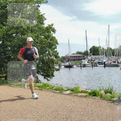 22.06.2025 - Viking Triathlon KatJ http://msf.ph/oto/8129323 22.06.2025 13:15:56 Laufen 300 meine-sportfotos.de
