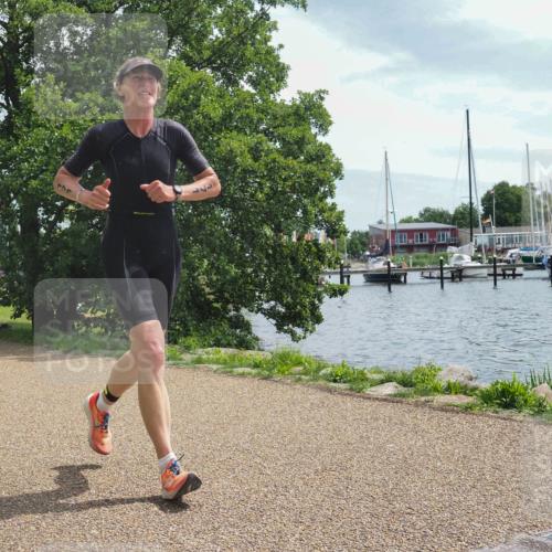 22.06.2025 - Viking Triathlon KatJ http://msf.ph/oto/8129731 22.06.2025 13:16:40 Laufen 47, 171, 215, 518 meine-sportfotos.de