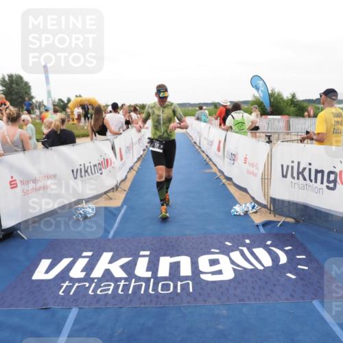 22.06.2025 - Viking Triathlon MichiJ http://msf.ph/oto/8130463 22.06.2025 15:30:48 Ziel 50, 386 meine-sportfotos.de