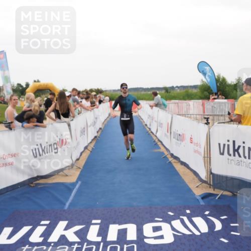 22.06.2025 - Viking Triathlon MichiJ http://msf.ph/oto/8130837 22.06.2025 15:33:50 Ziel 57 meine-sportfotos.de