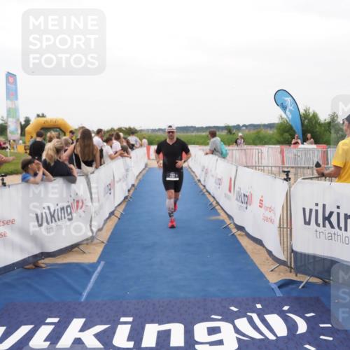 22.06.2025 - Viking Triathlon MichiJ http://msf.ph/oto/8130926 22.06.2025 15:34:21 Ziel 232, 361 meine-sportfotos.de