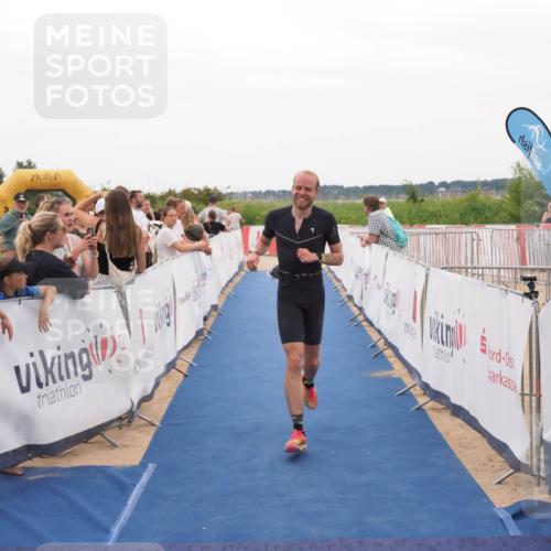 22.06.2025 - Viking Triathlon MichiJ http://msf.ph/oto/8130965 22.06.2025 15:34:33 Ziel 225 meine-sportfotos.de