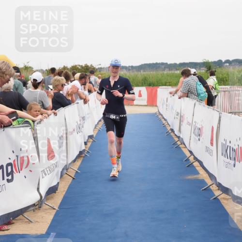 22.06.2025 - Viking Triathlon MichiJ http://msf.ph/oto/8131471 22.06.2025 15:38:57 Ziel 194 meine-sportfotos.de