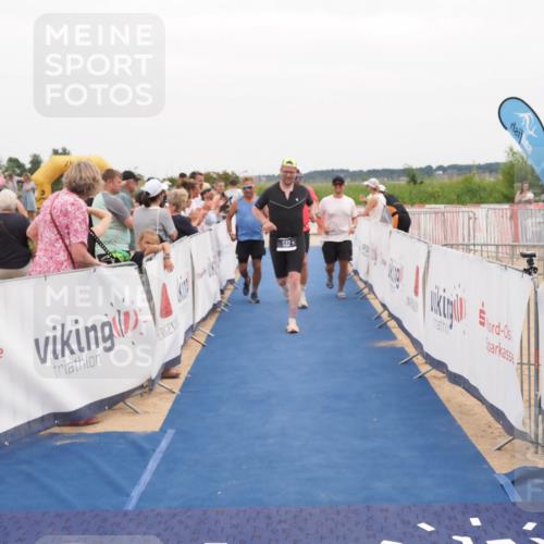 22.06.2025 - Viking Triathlon MichiJ http://msf.ph/oto/8131655 22.06.2025 15:40:17 Ziel 532, 644 meine-sportfotos.de