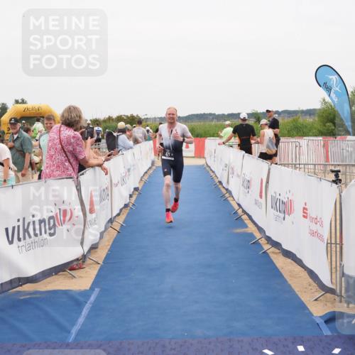 22.06.2025 - Viking Triathlon MichiJ http://msf.ph/oto/8131996 22.06.2025 15:42:48 Ziel 421 meine-sportfotos.de