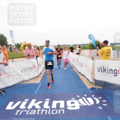 22.06.2025 - Viking Triathlon MichiJ http://msf.ph/oto/8132065 22.06.2025 15:43:00 Ziel 304, 344, 389, 615 meine-sportfotos.de