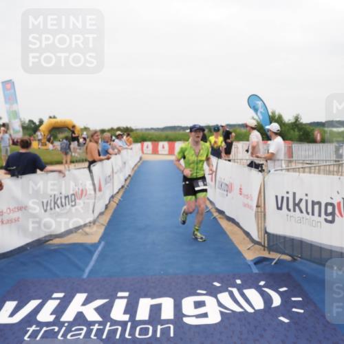 22.06.2025 - Viking Triathlon MichiJ http://msf.ph/oto/8132306 22.06.2025 15:44:44 Ziel 66, 84 meine-sportfotos.de