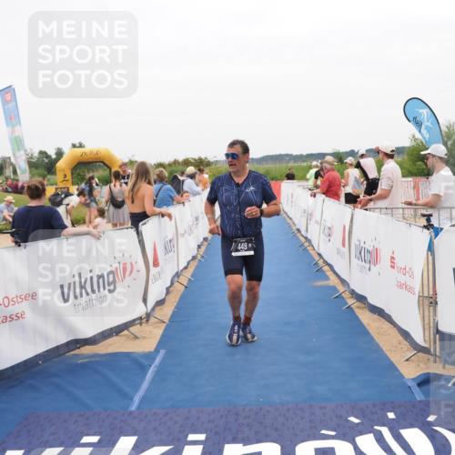 22.06.2025 - Viking Triathlon MichiJ http://msf.ph/oto/8132500 22.06.2025 15:45:55 Ziel 449 meine-sportfotos.de