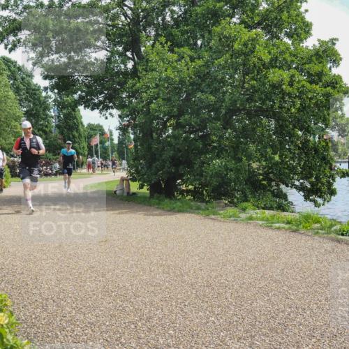 22.06.2025 - Viking Triathlon KatJ http://msf.ph/oto/8133358 22.06.2025 13:17:27 Laufen 385 meine-sportfotos.de