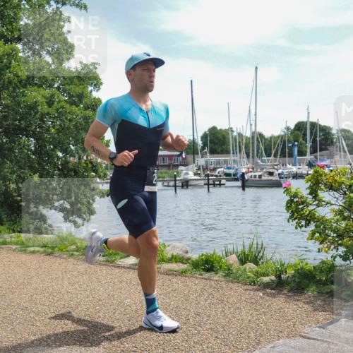 22.06.2025 - Viking Triathlon KatJ http://msf.ph/oto/8133428 22.06.2025 13:17:31 Laufen 228, 385 meine-sportfotos.de
