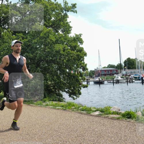 22.06.2025 - Viking Triathlon KatJ http://msf.ph/oto/8133517 22.06.2025 13:17:46 Laufen 161, 265 meine-sportfotos.de