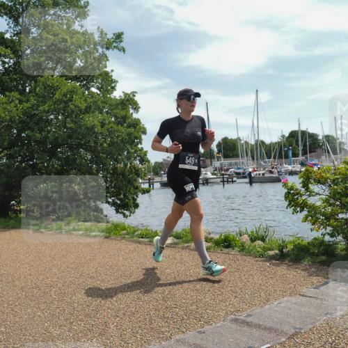 22.06.2025 - Viking Triathlon KatJ http://msf.ph/oto/8133660 22.06.2025 13:18:03 Laufen 549 meine-sportfotos.de