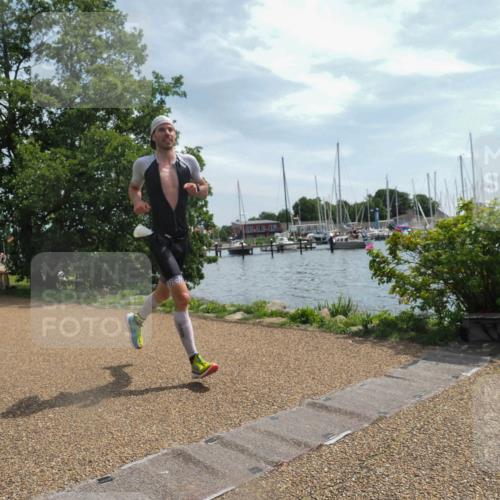22.06.2025 - Viking Triathlon KatJ http://msf.ph/oto/8133740 22.06.2025 13:18:16 Laufen 393 meine-sportfotos.de
