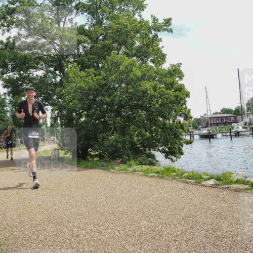 22.06.2025 - Viking Triathlon KatJ http://msf.ph/oto/8133752 22.06.2025 13:18:24 Laufen 304 meine-sportfotos.de