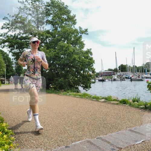 22.06.2025 - Viking Triathlon KatJ http://msf.ph/oto/8134005 22.06.2025 13:18:51 Laufen 175 meine-sportfotos.de