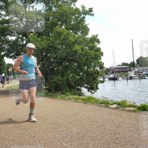 22.06.2025 - Viking Triathlon KatJ http://msf.ph/oto/8134027 22.06.2025 13:18:57 Laufen 617 meine-sportfotos.de