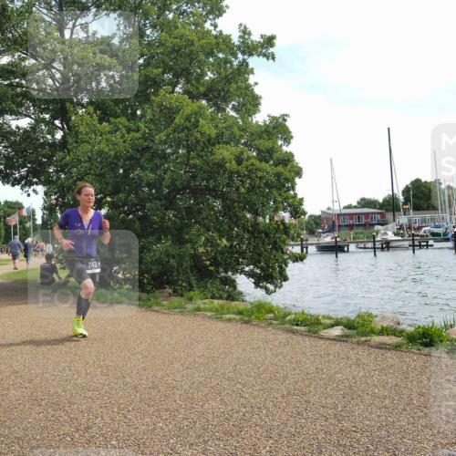 22.06.2025 - Viking Triathlon KatJ http://msf.ph/oto/8134048 22.06.2025 13:19:07 Laufen 70, 243 meine-sportfotos.de