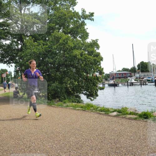 22.06.2025 - Viking Triathlon KatJ http://msf.ph/oto/8134052 22.06.2025 13:19:07 Laufen 70, 243 meine-sportfotos.de