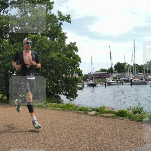 22.06.2025 - Viking Triathlon KatJ http://msf.ph/oto/8134160 22.06.2025 13:19:19 Laufen 272 meine-sportfotos.de