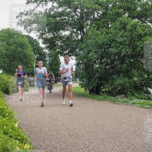 22.06.2025 - Viking Triathlon KatJ http://msf.ph/oto/8134263 22.06.2025 15:58:19 Laufen 359, 470, 498 meine-sportfotos.de