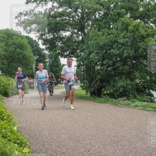 22.06.2025 - Viking Triathlon KatJ http://msf.ph/oto/8134267 22.06.2025 15:58:19 Laufen 359, 470, 498 meine-sportfotos.de