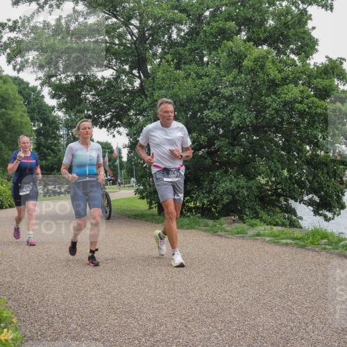 22.06.2025 - Viking Triathlon KatJ http://msf.ph/oto/8134290 22.06.2025 15:58:20 Laufen 359, 470, 498 meine-sportfotos.de