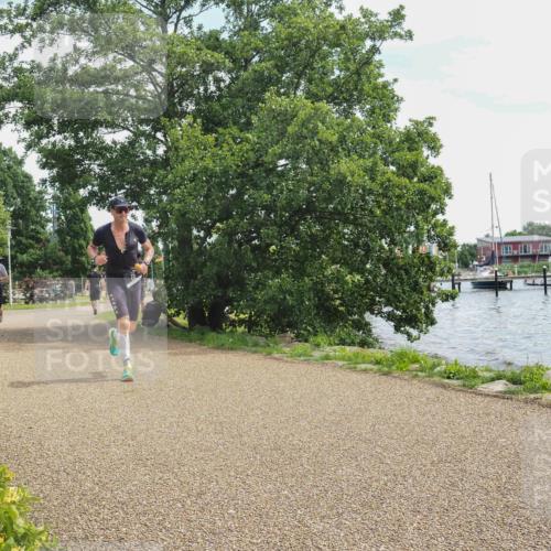 22.06.2025 - Viking Triathlon KatJ http://msf.ph/oto/8134434 22.06.2025 13:20:05 Laufen 75 meine-sportfotos.de